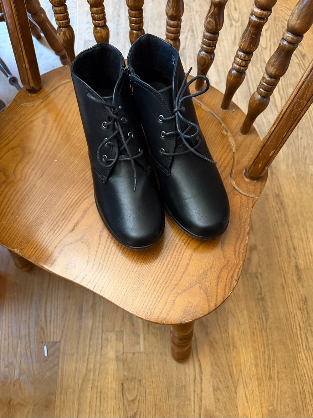 Women’s ankle boots